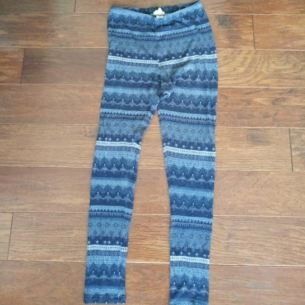 Navy blue knit leggings